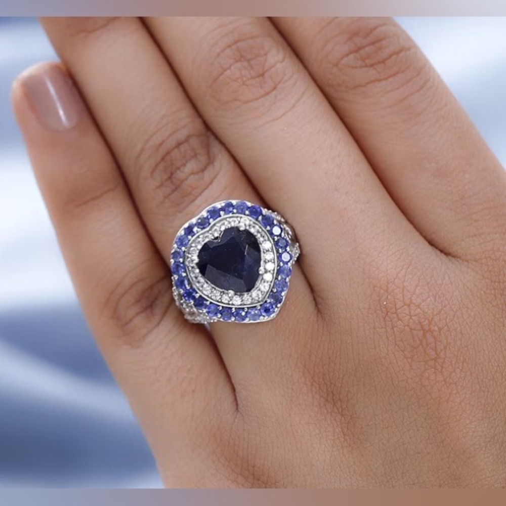Sapphire heart shaped ring 7.75 cwt platinum over sterling silver size 7